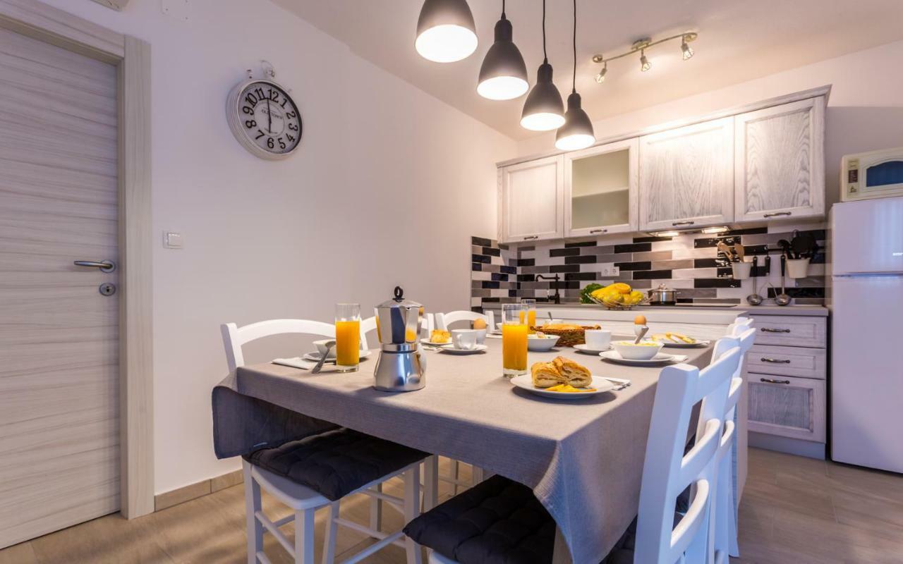 Villa Mulberry Milohnici ภายนอก รูปภาพ